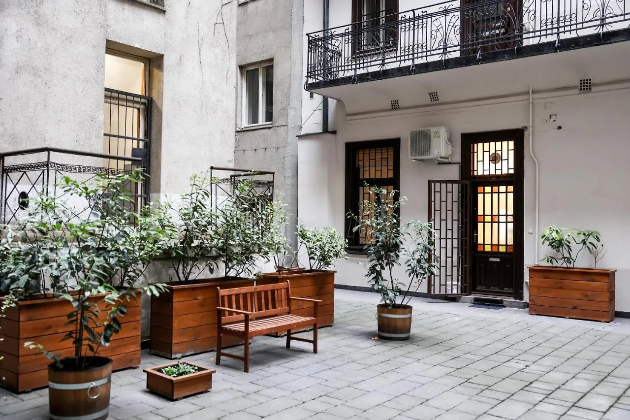Modern 3Br Apt Free Parking Prime Location Budapest Apartment