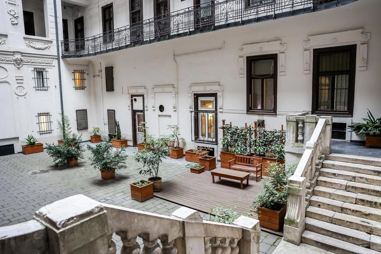 Modern 3Br Apt Free Parking Prime Location Apartment Budapest Hungary